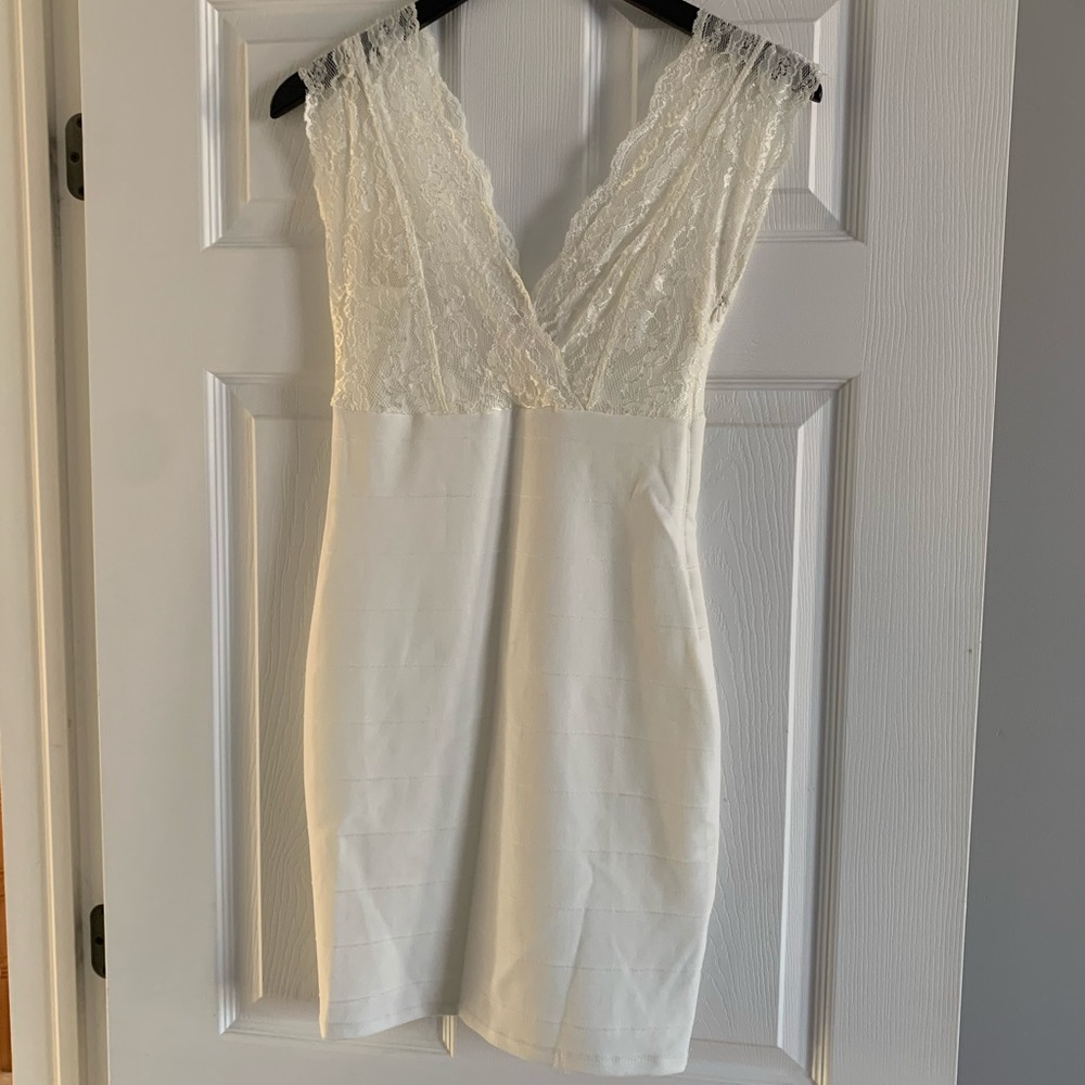 Lipsy Bodycon Mini Dress Sz 6 - Picture 1 of 7